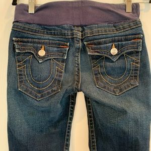 TRUE RELIGION MATERNITY JEANS SIZE 31